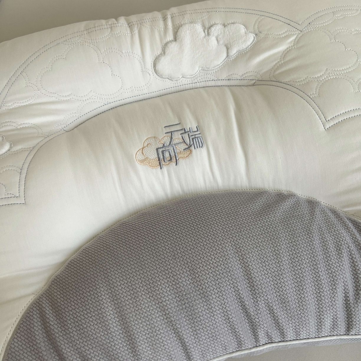 91家纺网 家纺一手货源 找家纺 （总）珍贝家纺 2025新款亲肤舒适向云端 枕头枕芯
