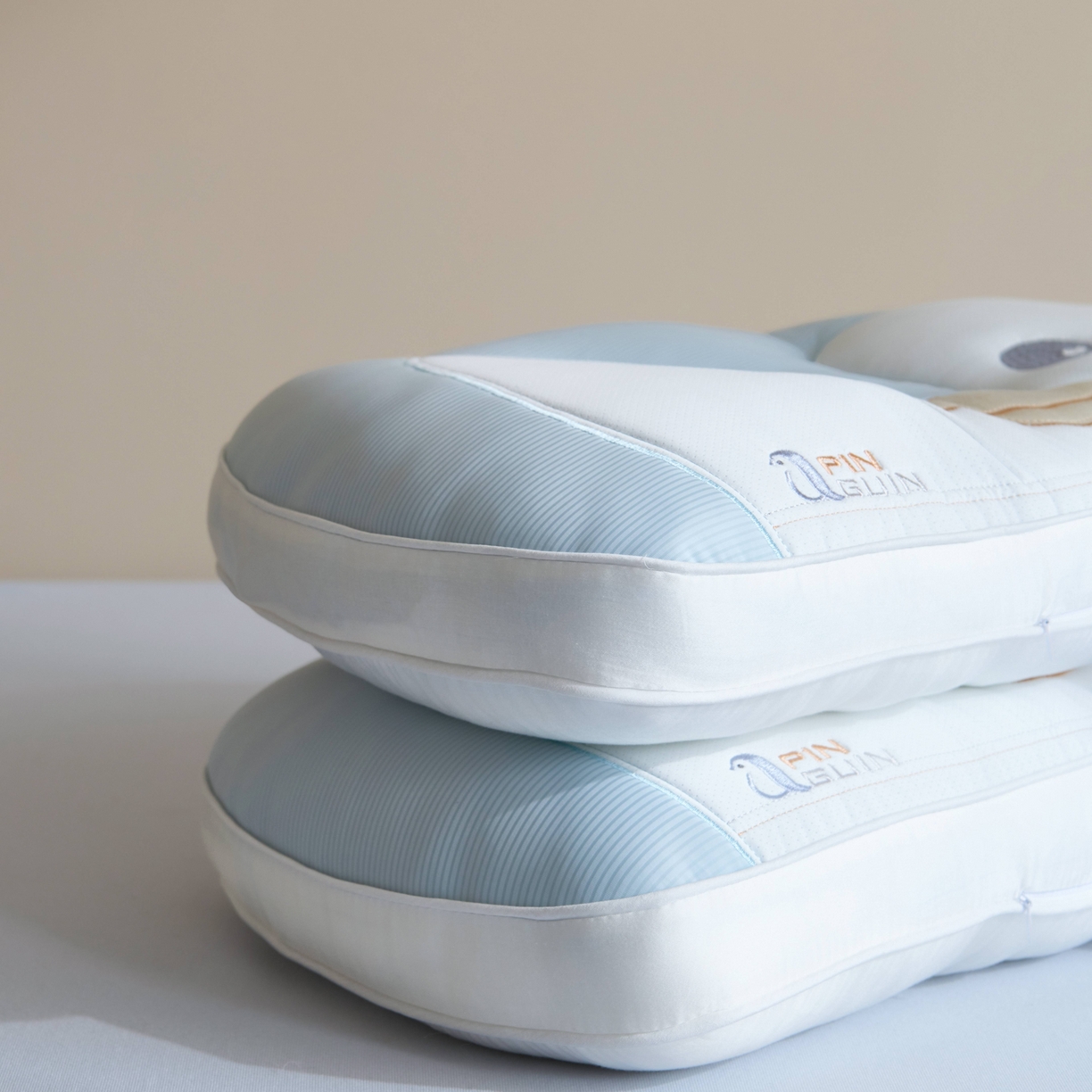 91家纺网 家纺一手货源 找家纺 （总）珍贝家纺 2025新款儿童卡通企鹅枕 枕头枕芯