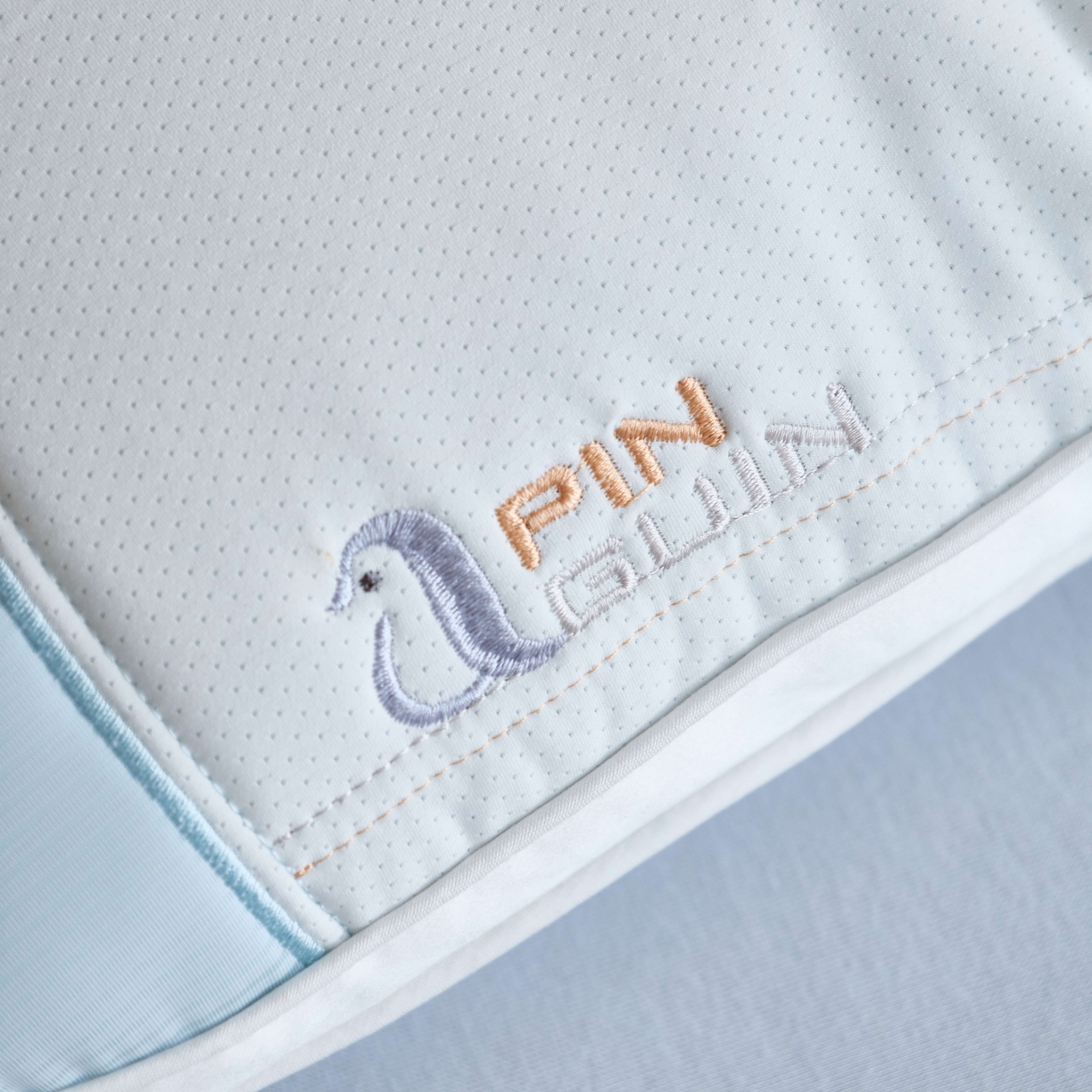 91家纺网 家纺一手货源 找家纺 （总）珍贝家纺 2025新款儿童卡通企鹅枕 枕头枕芯