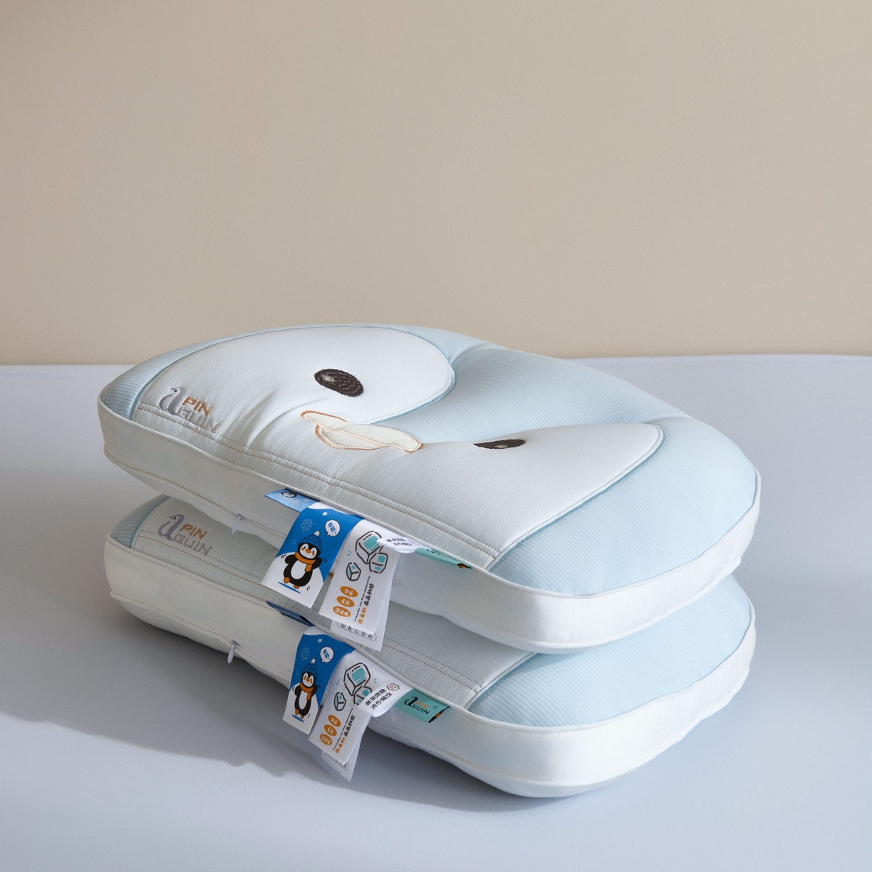 91家纺网 家纺一手货源 找家纺 （总）珍贝家纺 2025新款儿童卡通企鹅枕 枕头枕芯