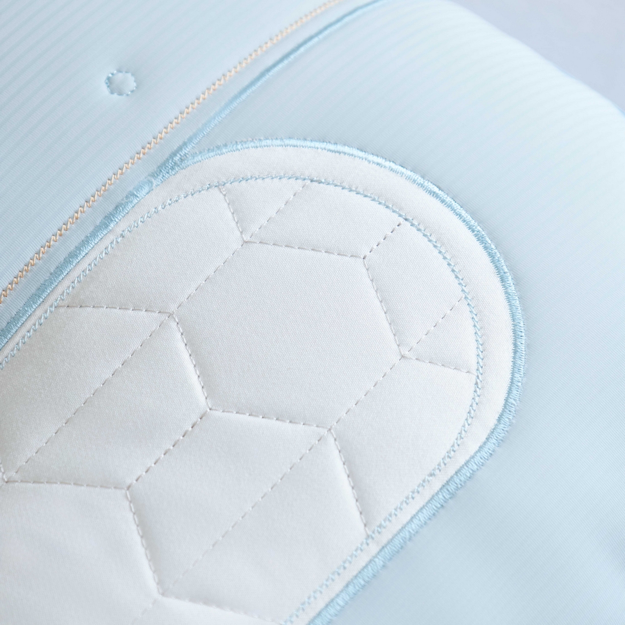 91家纺网 家纺一手货源 找家纺 珍贝家纺 2025新款儿童卡通企鹅枕 枕头枕芯 大企鹅 通用/只