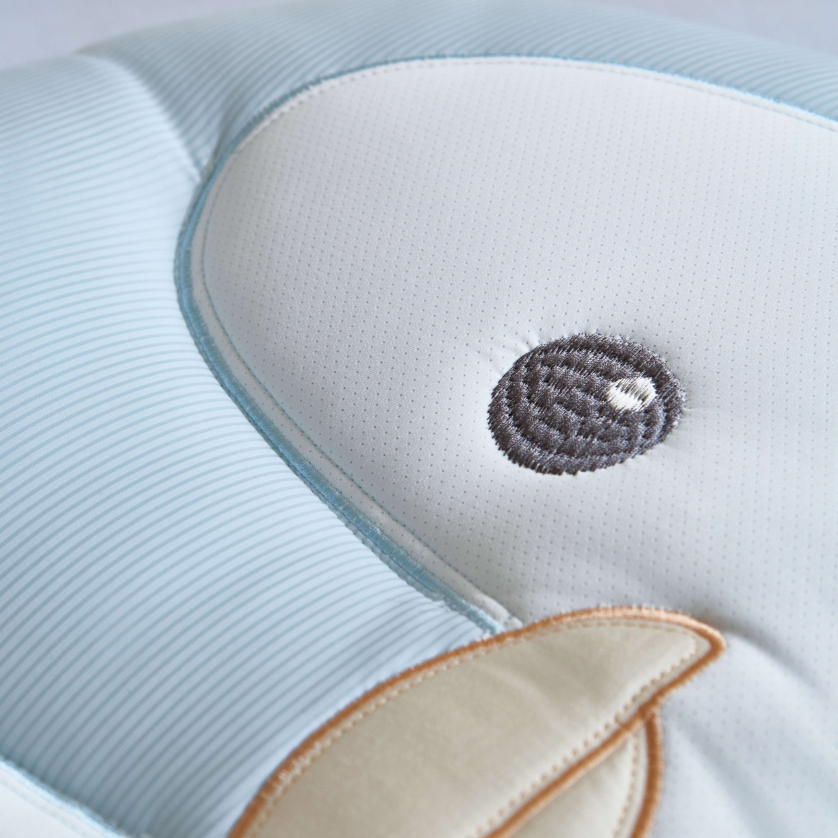 91家纺网 家纺一手货源 找家纺 （总）珍贝家纺 2025新款儿童卡通企鹅枕 枕头枕芯