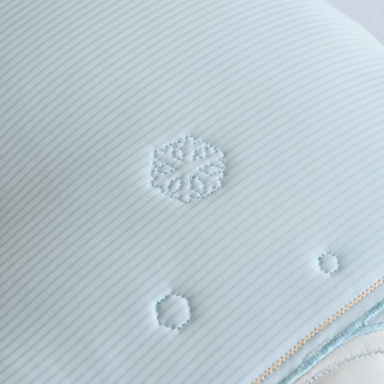 91家纺网 家纺一手货源 找家纺 珍贝家纺 2025新款儿童卡通企鹅枕 枕头枕芯 大企鹅 通用/对