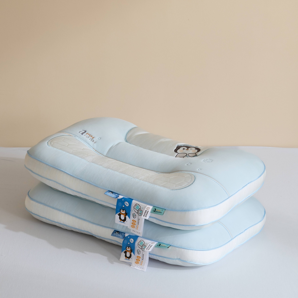 91家纺网 家纺一手货源 找家纺 珍贝家纺 2025新款儿童卡通企鹅枕 枕头枕芯 大企鹅 通用/只