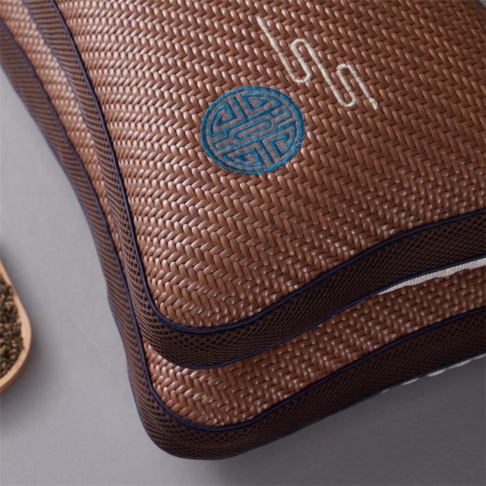 91家纺网 家纺一手货源 找家纺 织布人 2025春夏新款荞麦枕夏季冰丝凉感PE藤夏凉枕茶叶枕成人家用颈椎枕硬枕单枕芯 立体PE藤双面枕-福临门【茶香枕】