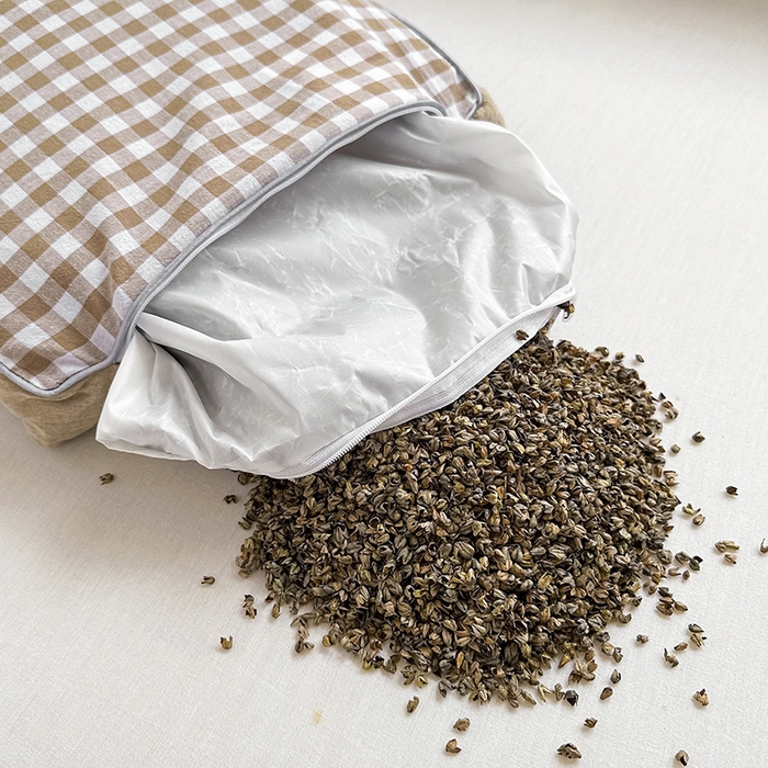 91家纺网 家纺一手货源 找家纺 织布人 2025春夏新款荞麦枕无印风全棉纯棉水洗棉荞麦面包枕头学生成人护颈硬枕芯单枕芯 全棉无印立体荞麦枕-千野