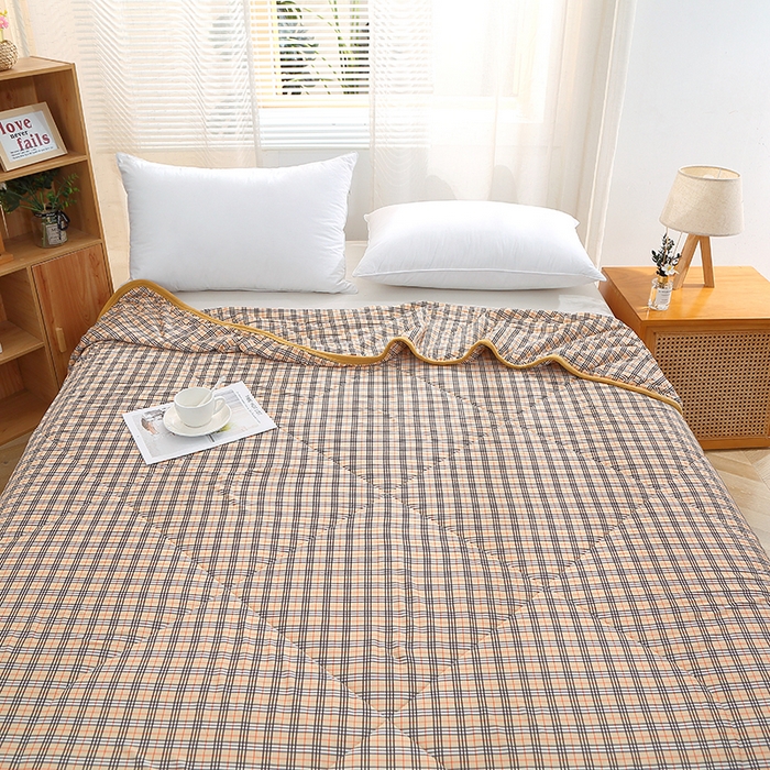 91家纺网 家纺一手货源 找家纺 贝兰仙奴 2025春夏新款针织棉格子印花夏被夏凉被空调被 宝莉格