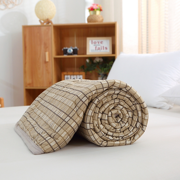 91家纺网 家纺一手货源 找家纺 贝兰仙奴 2025春夏新款针织棉格子印花夏被夏凉被空调被 贝格黄