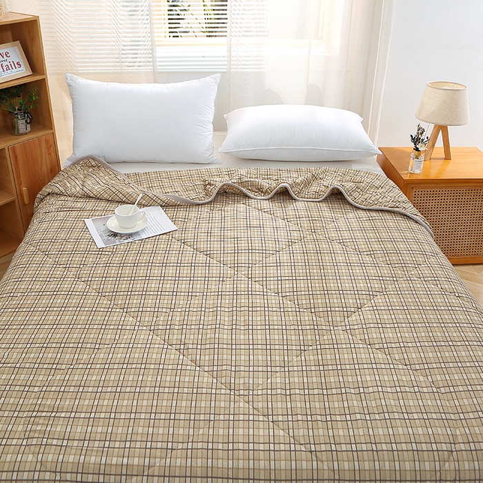 91家纺网 家纺一手货源 找家纺 贝兰仙奴 2025春夏新款针织棉格子印花夏被夏凉被空调被 贝格黄