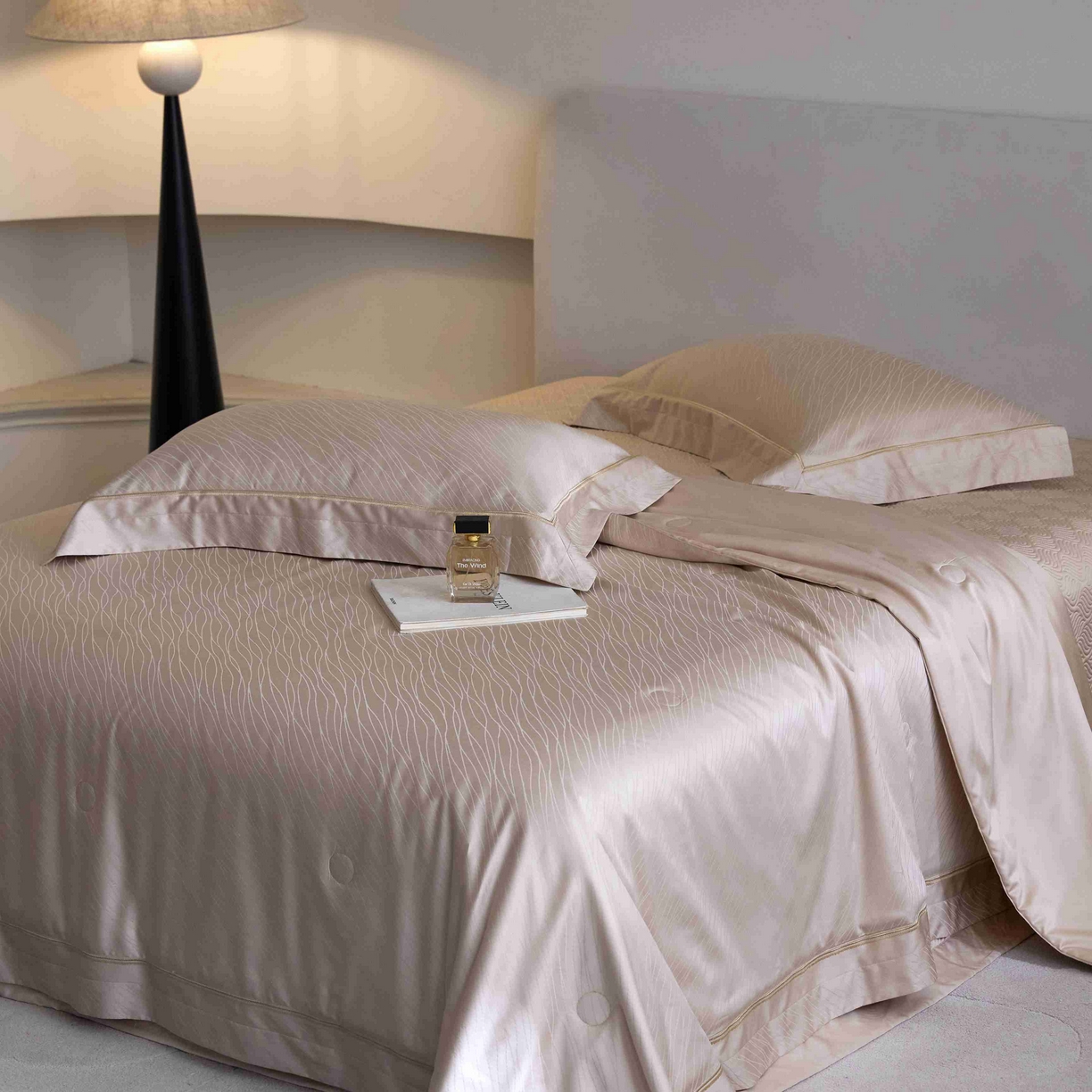 91家纺网 家纺一手货源 找家纺 2025春夏新款天丝棉提花夏被夏凉被空调被四件套床盖款 织锦【券后不低于538】 织锦 香槟