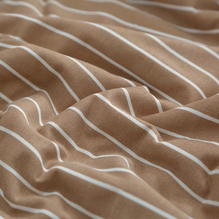 91家纺网 家纺一手货源 找家纺 贝兰仙奴 2025春夏新款针织棉格子印花夏被夏凉被空调被 咖条