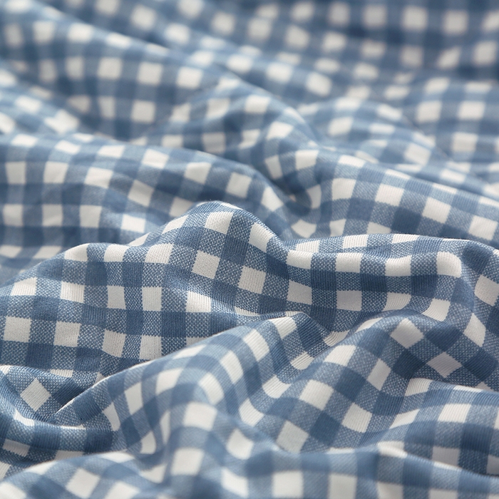 91家纺网 家纺一手货源 找家纺 贝兰仙奴 2025春夏新款针织棉格子印花夏被夏凉被空调被 小蓝格