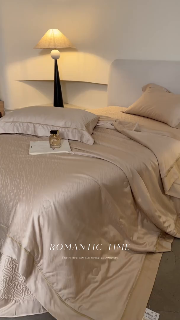 91家纺网 家纺一手货源 找家纺 2025春夏新款天丝棉提花夏被夏凉被空调被四件套床盖款 织锦【券后不低于538】 织锦 香槟