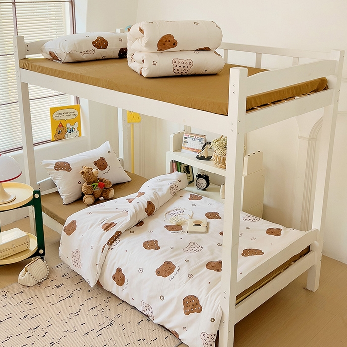 91家纺网 家纺一手货源 找家纺 海岛哥哥 2025新款云朵棉宿舍学生三件套 曲奇熊