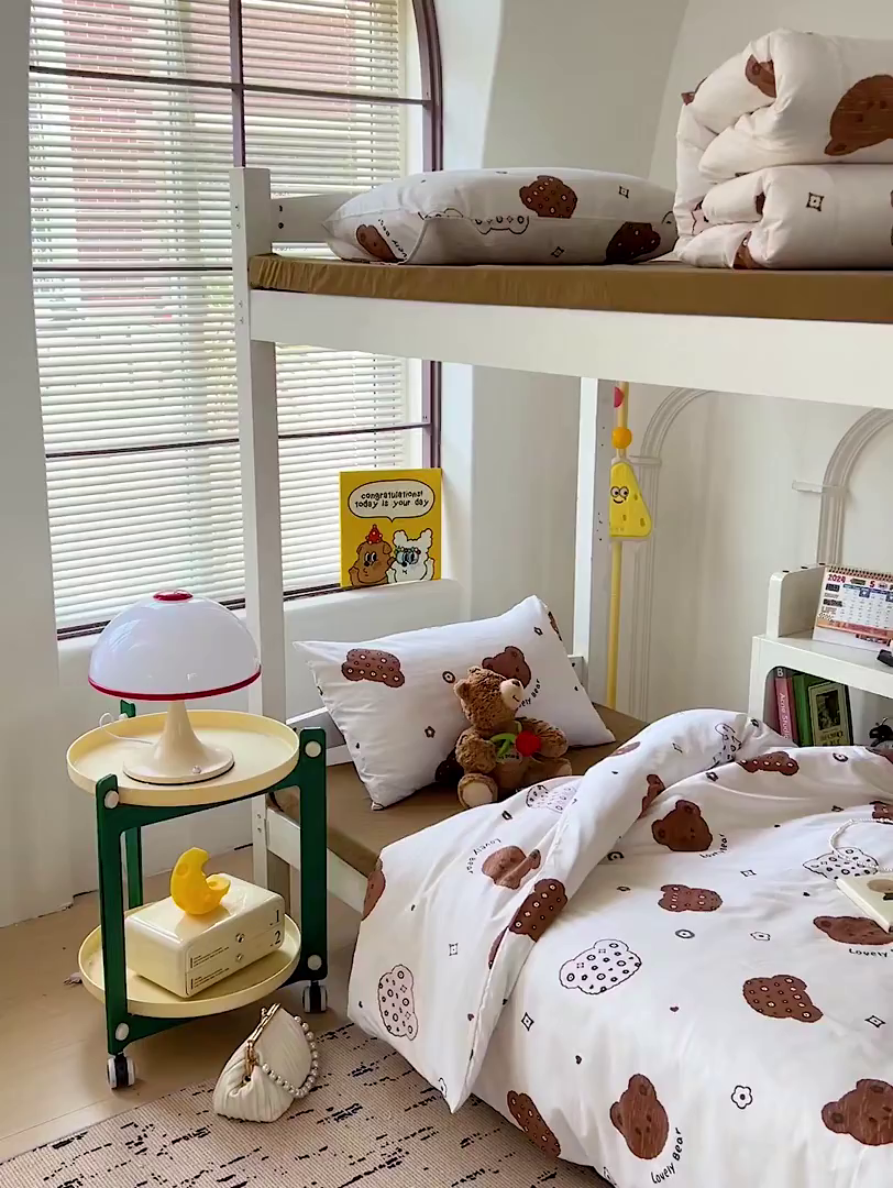 91家纺网 家纺一手货源 找家纺 海岛哥哥 2025新款云朵棉宿舍学生三件套 曲奇熊