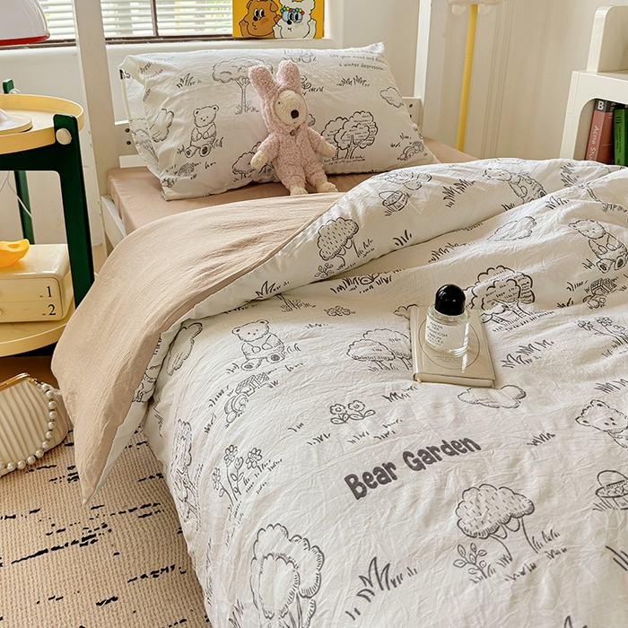 91家纺网 家纺一手货源 找家纺 海岛哥哥 2025新款云朵棉宿舍学生三件套 熊宝乐园