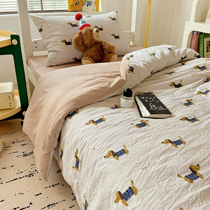 91家纺网 家纺一手货源 找家纺 海岛哥哥 2025新款云朵棉宿舍学生三件套 腊肠狗