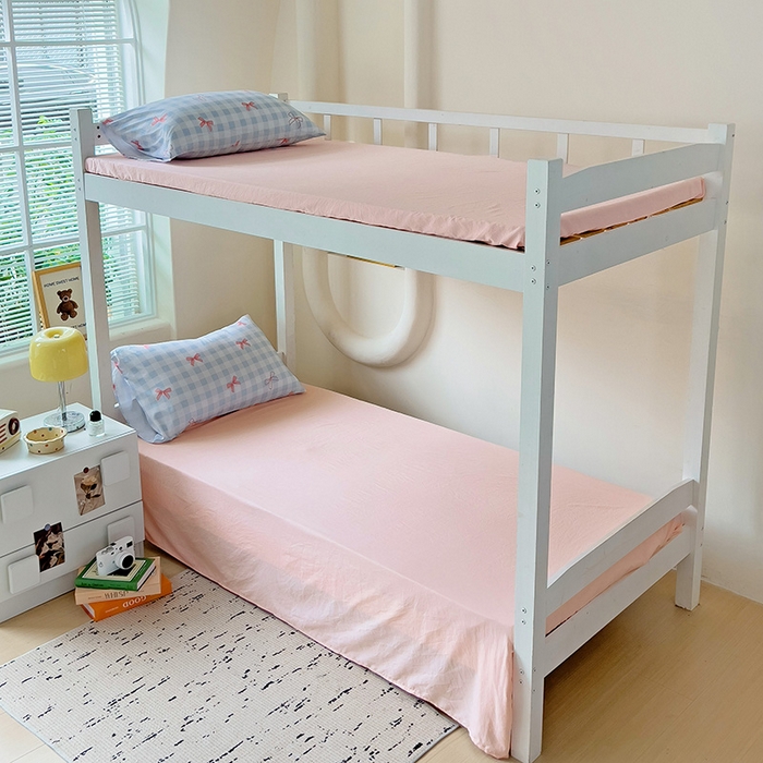 91家纺网 家纺一手货源 找家纺 海岛哥哥 2025新款云朵棉宿舍学生三件套 蓝格蝴蝶结粉