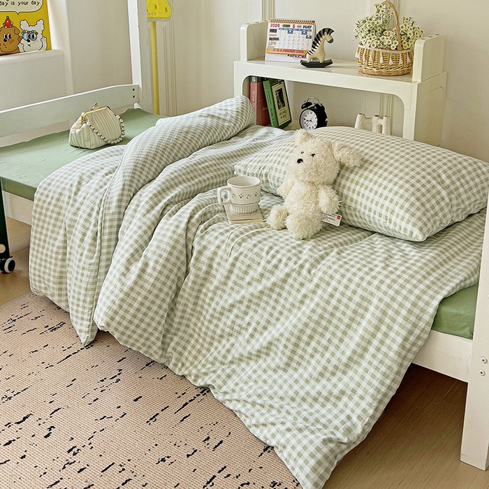 91家纺网 家纺一手货源 找家纺 海岛哥哥 2025新款云朵棉宿舍学生三件套 小格浅绿