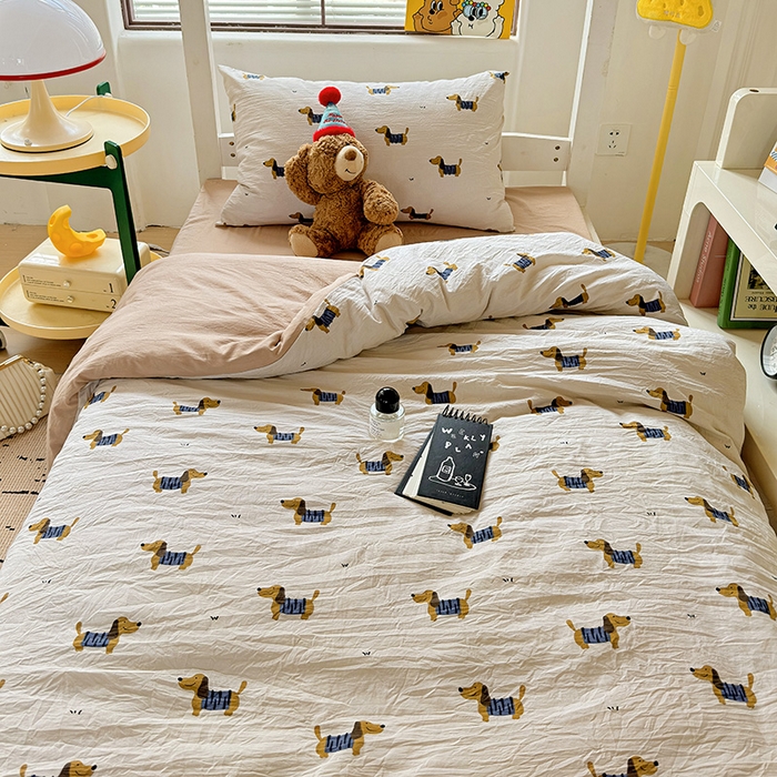 91家纺网 家纺一手货源 找家纺 海岛哥哥 2025新款云朵棉宿舍学生三件套 腊肠狗