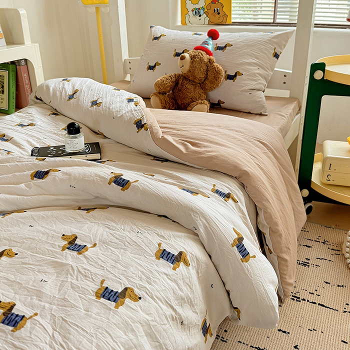 91家纺网 家纺一手货源 找家纺 海岛哥哥 2025新款云朵棉宿舍学生三件套 腊肠狗