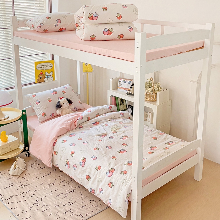 91家纺网 家纺一手货源 找家纺 海岛哥哥 2025新款云朵棉宿舍学生三件套 夏日草莓