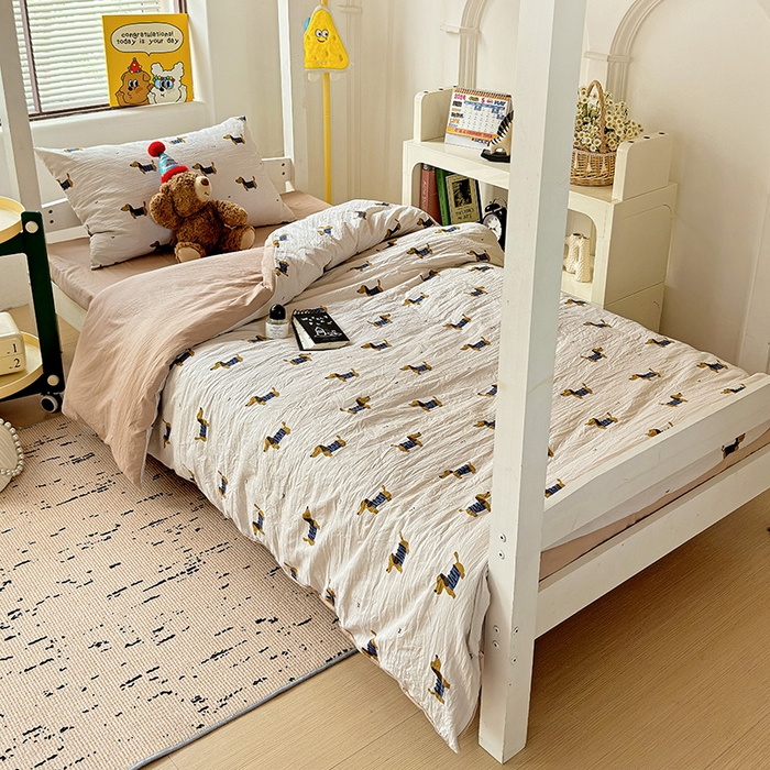 91家纺网 家纺一手货源 找家纺 海岛哥哥 2025新款云朵棉宿舍学生三件套 腊肠狗