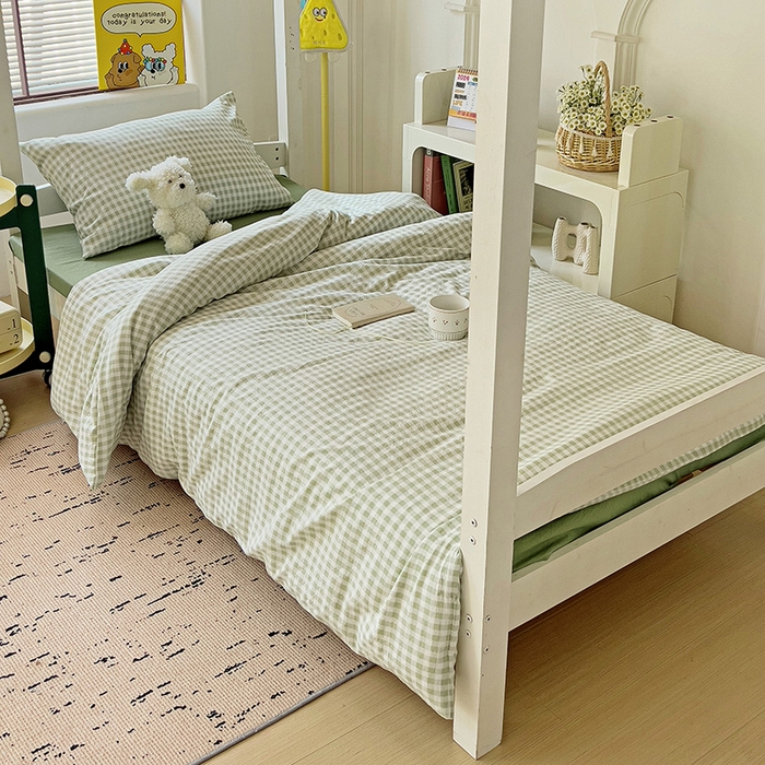 91家纺网 家纺一手货源 找家纺 港岛妹妹 2025新款宿舍学生三件套 小格浅绿