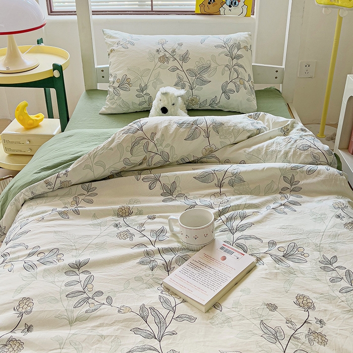 91家纺网 家纺一手货源 找家纺 港岛妹妹 2025新款宿舍学生三件套 藤蔓