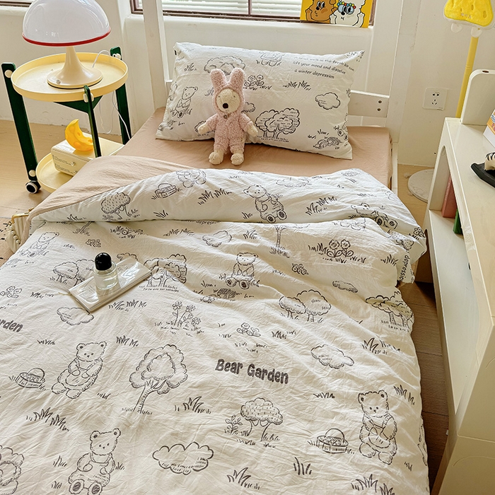 91家纺网 家纺一手货源 找家纺 港岛妹妹 2025新款宿舍学生三件套 熊宝乐园