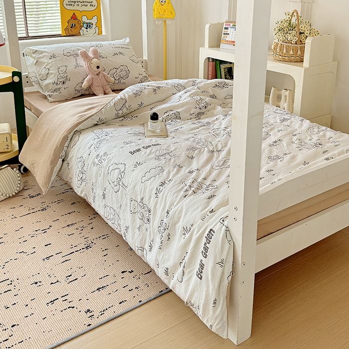 91家纺网 家纺一手货源 找家纺 港岛妹妹 2025新款宿舍学生三件套 熊宝乐园