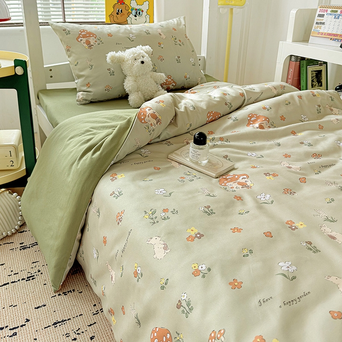 91家纺网 家纺一手货源 找家纺 港岛妹妹 2025新款宿舍学生三件套 蘑菇屋