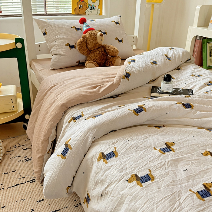 91家纺网 家纺一手货源 找家纺 海岛哥哥 2025新款云朵棉宿舍学生三件套 腊肠狗