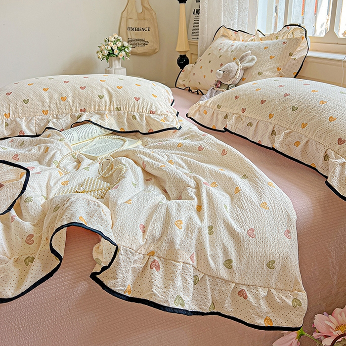 91家纺网 家纺一手货源 找家纺 仟网汇 2025新款云感赫本风皱皱纱夏被四件套 赫本-爱心