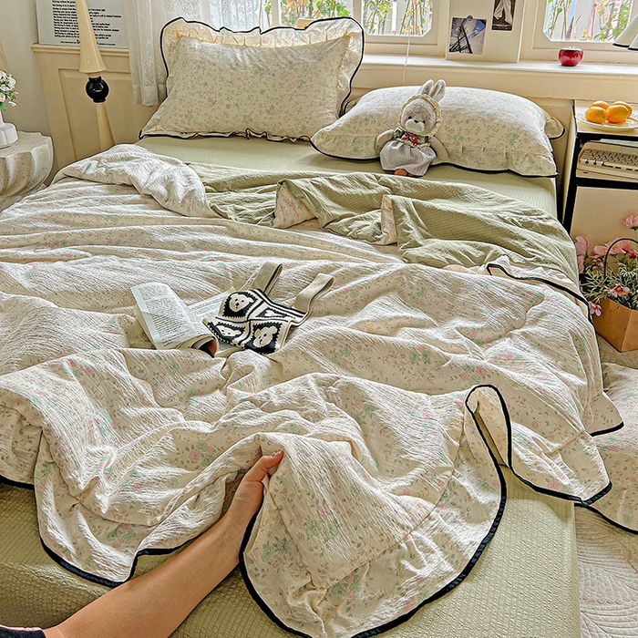 91家纺网 家纺一手货源 找家纺 仟网汇 2025新款云感赫本风皱皱纱夏被四件套 赫本-薄荷绿