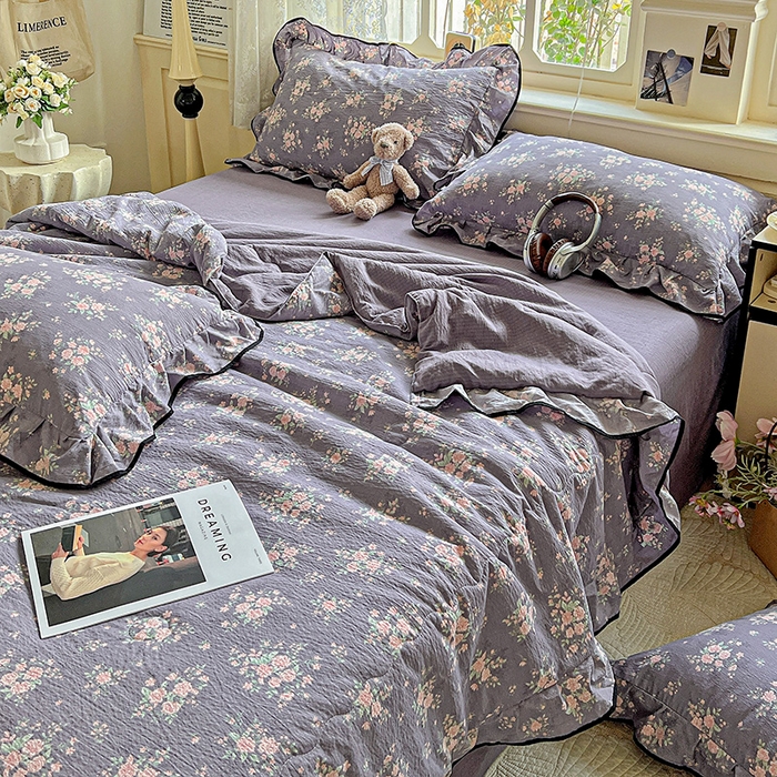 91家纺网 家纺一手货源 找家纺 仟网汇 2025新款云感赫本风皱皱纱夏被四件套 赫本-豆蔻紫