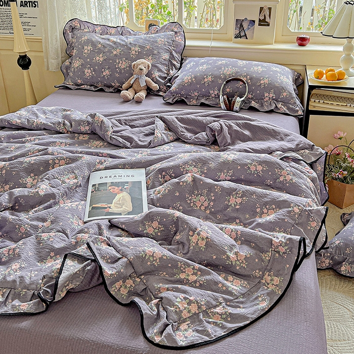 91家纺网 家纺一手货源 找家纺 仟网汇 2025新款云感赫本风皱皱纱夏被四件套 赫本-豆蔻紫