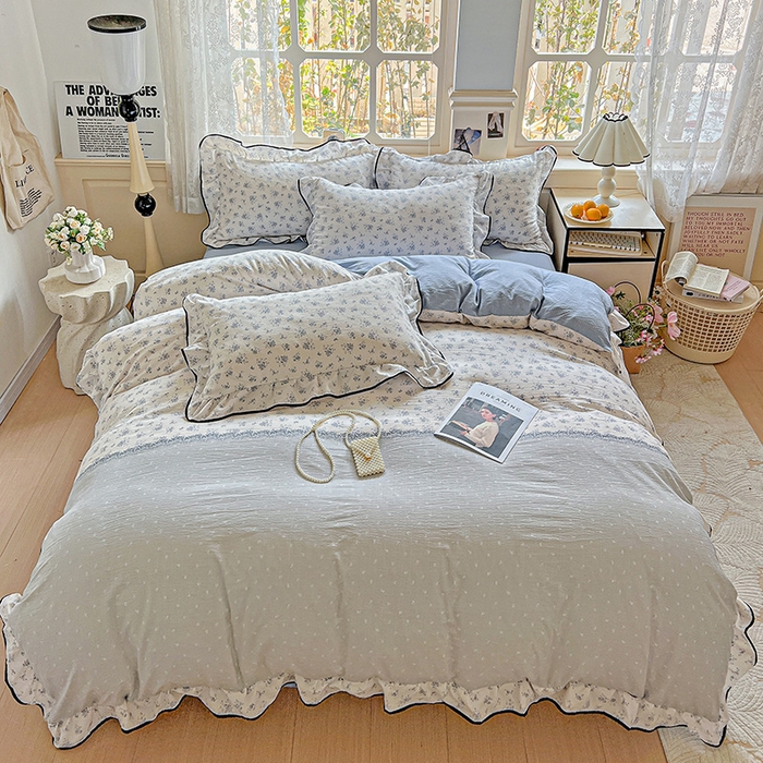 91家纺网 家纺一手货源 找家纺 仟网汇 2025新款云感赫本风皱皱纱夏被四件套 赫本-蓝苏