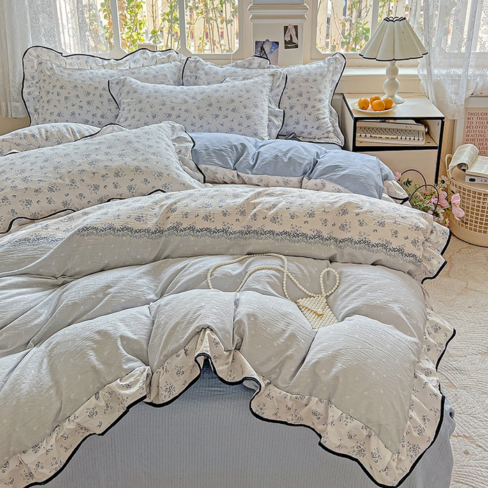 91家纺网 家纺一手货源 找家纺 仟网汇 2025新款云感赫本风皱皱纱夏被四件套 赫本-蓝苏