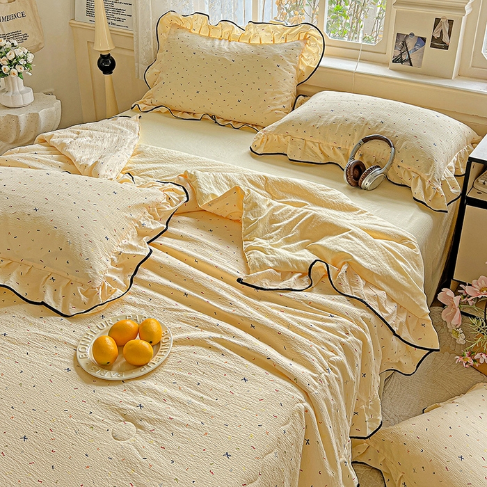 91家纺网 家纺一手货源 找家纺 仟网汇 2025新款云感赫本风皱皱纱夏被四件套 赫本-芝士奶盖