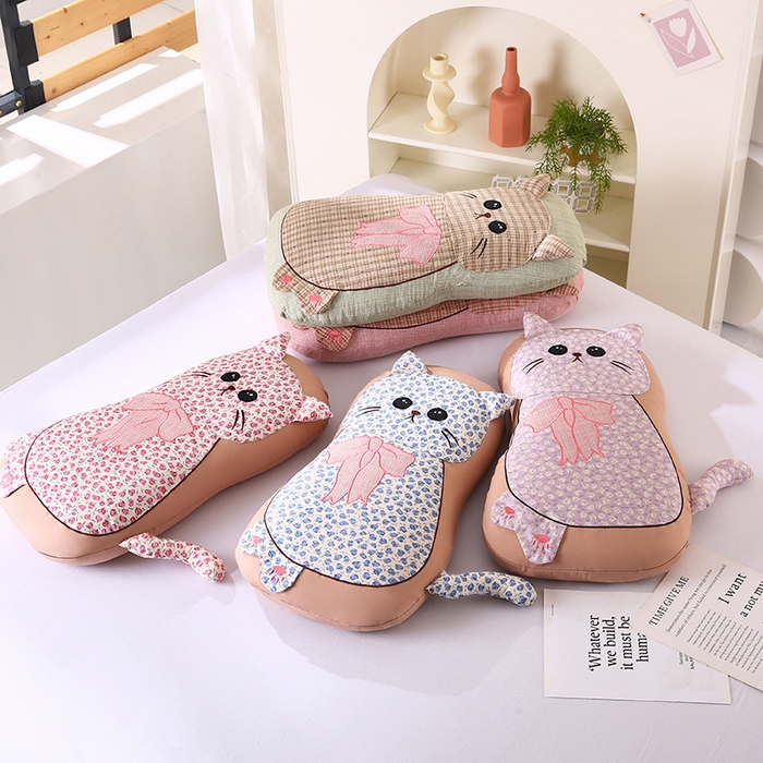 91家纺网 家纺一手货源 找家纺 蔻眠 叮叮猫-全棉卡通荞麦枕儿童学生成人护颈枕芯 主图