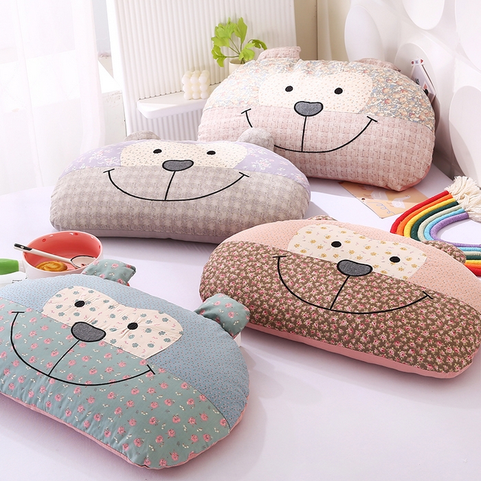 91家纺网 家纺一手货源 找家纺 （总）蔻眠 印花俏皮猴-全棉卡通荞麦枕儿童学生成人护颈枕芯