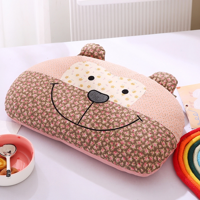 91家纺网 家纺一手货源 找家纺 （总）蔻眠 印花俏皮猴-全棉卡通荞麦枕儿童学生成人护颈枕芯