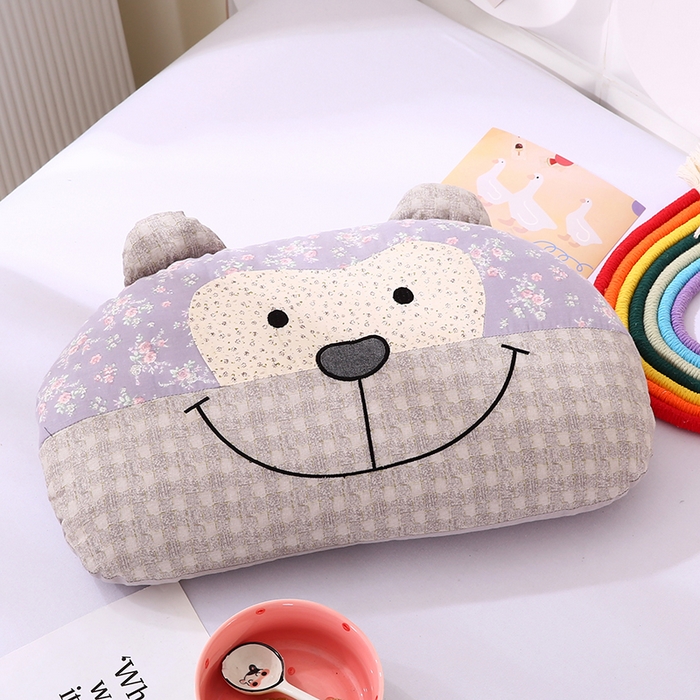 91家纺网 家纺一手货源 找家纺 蔻眠 印花俏皮猴-全棉卡通荞麦枕儿童学生成人护颈枕芯 印花俏皮猴-紫色