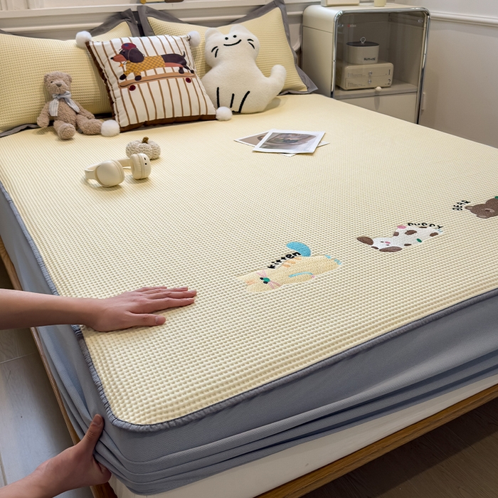 91家纺网 家纺一手货源 找家纺 （总）眠多宝 2025新款乙纶冰豆豆凉席冰丝席-华夫格绣花