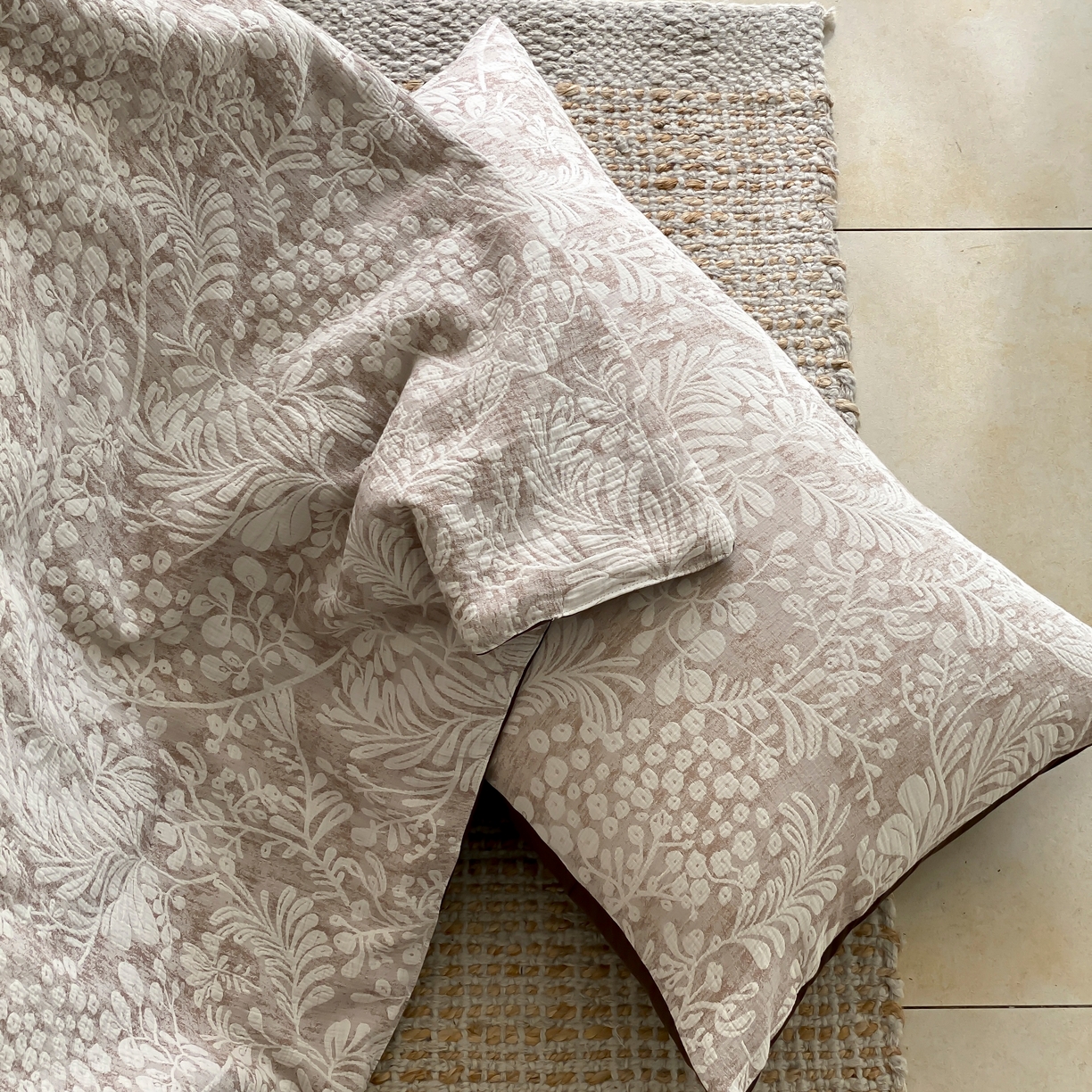 91家纺网 家纺一手货源 找家纺 （总）赫帛 2025春夏新款全棉纯棉色织提花数码印花七草夏被夏凉被空调被