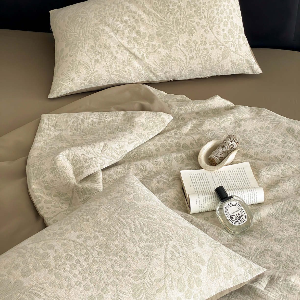 91家纺网 家纺一手货源 找家纺 赫帛 2025春夏新款全棉纯棉色织提花数码印花七草夏被夏凉被空调被 七草-绿色夏被