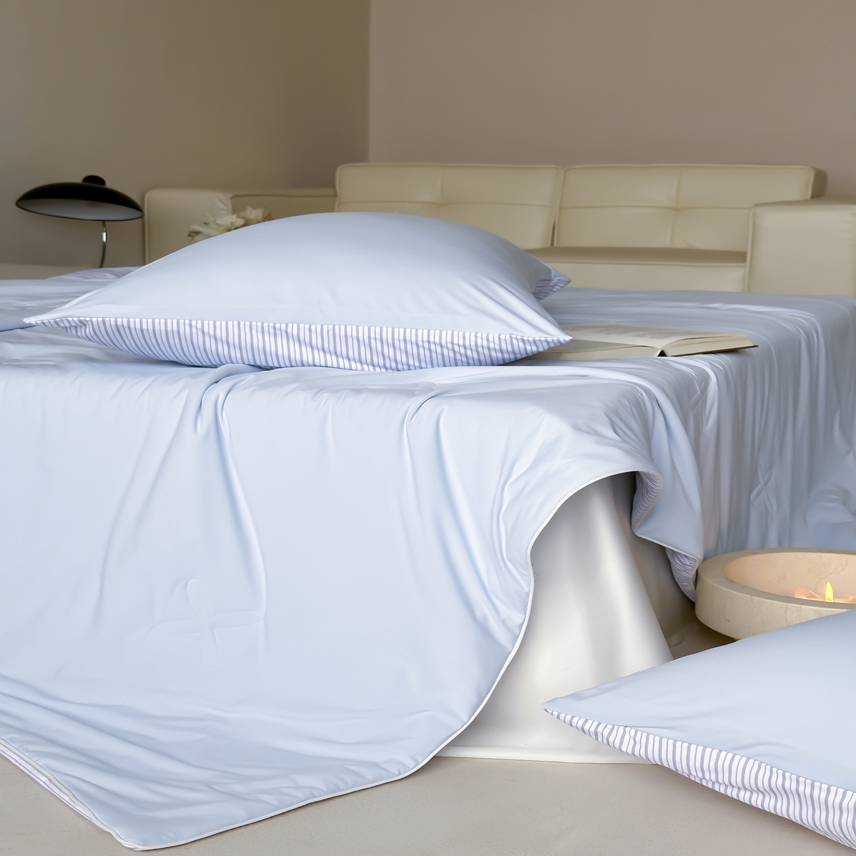 91家纺网 家纺一手货源 找家纺 赫帛 2025春夏新款冰屿双境数码印花夏被夏凉被空调被单夏被 蓝色