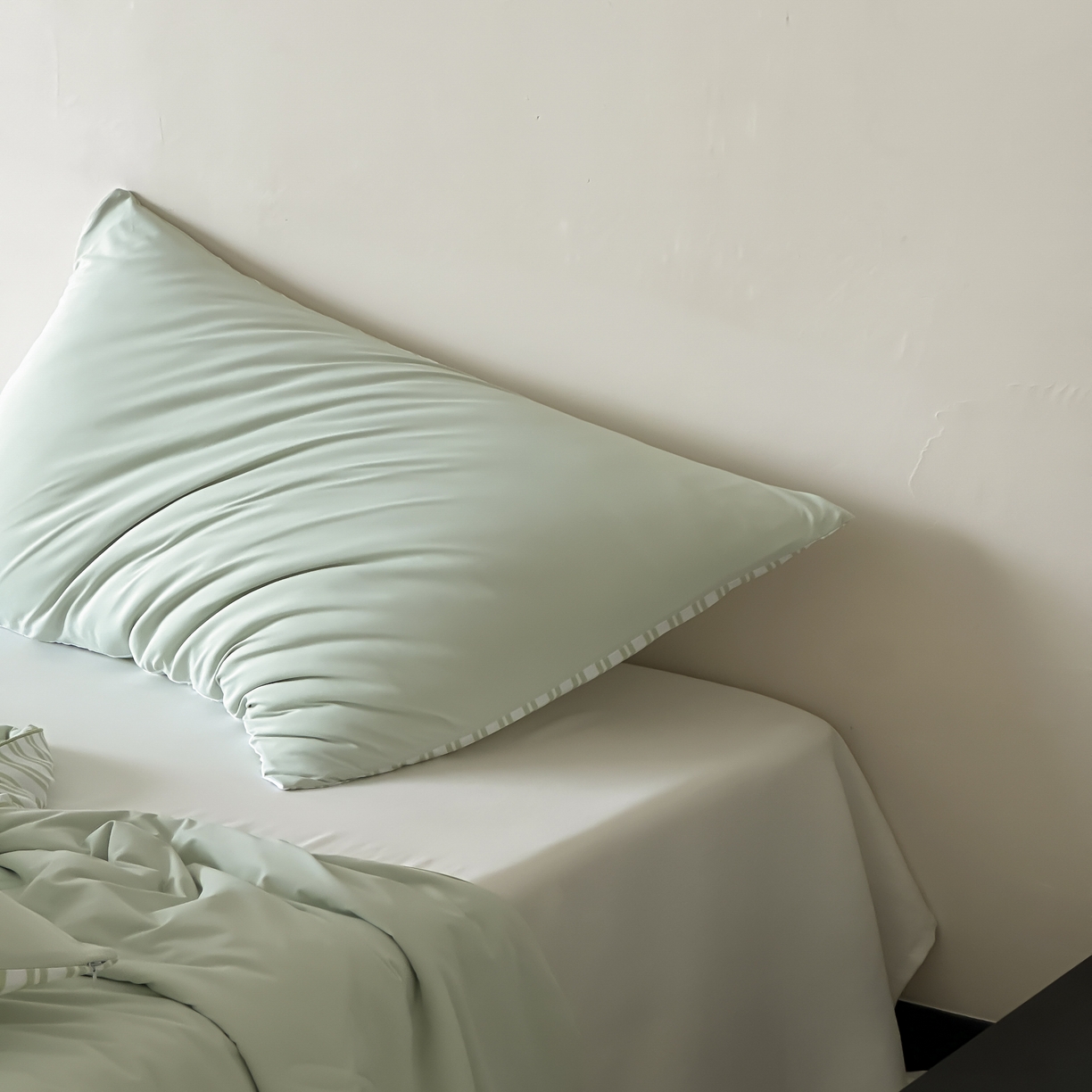 91家纺网 家纺一手货源 找家纺 赫帛 2025春夏新款冰屿双境数码印花夏被夏凉被空调被单夏被 绿色