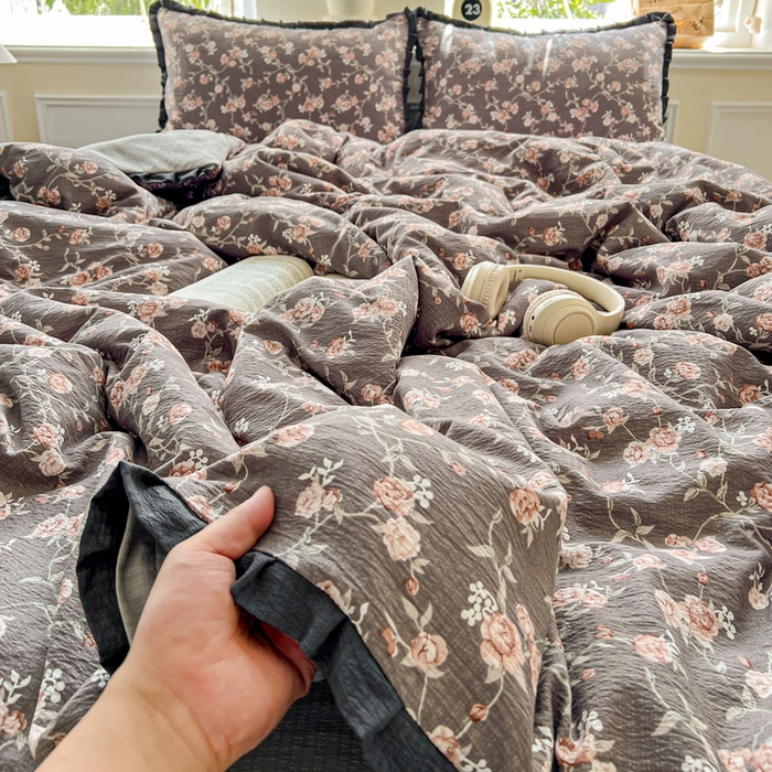 91家纺网 家纺一手货源 找家纺 仟网汇 2025新款赫本风四件套 赫本风-塞纳河畔